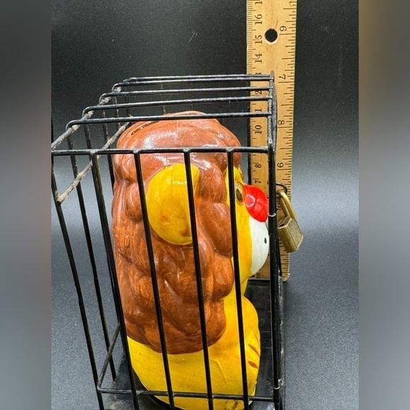 VTG Price Products Kitschy Lion in Cage Coin Ceramic Bank 1970s Made in Taiwan - Picture 7 of 9